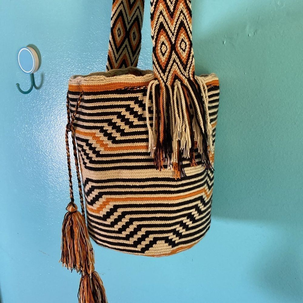 Wayuu Mochila Bag Tribal Themed Bucket Purse Perfect for Beach Summer Pool - Picture 7 of 13